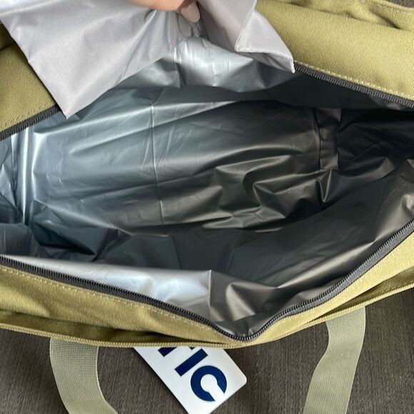 RTIC Everyday insulated cooler 35L collapsible tote bag NWT - Picture 9 of 14